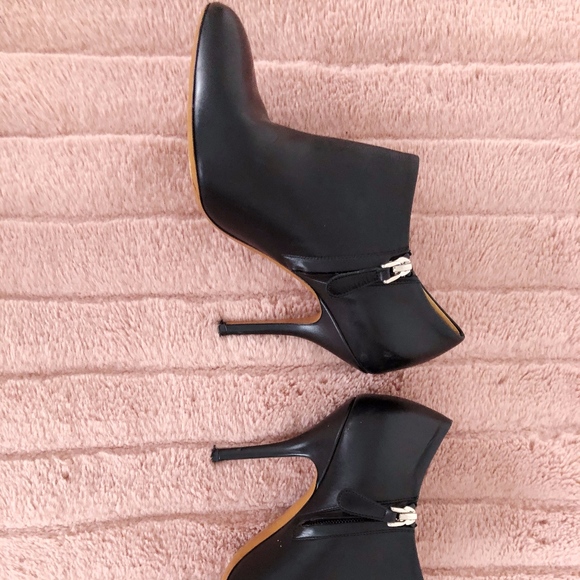 BALLY Heel Ankle Boots - Picture 5 of 5